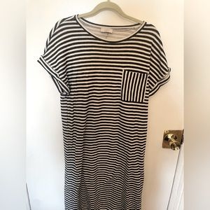 Loft midi dress. Blue + White stripe, front pocket and slit in the back. Size L